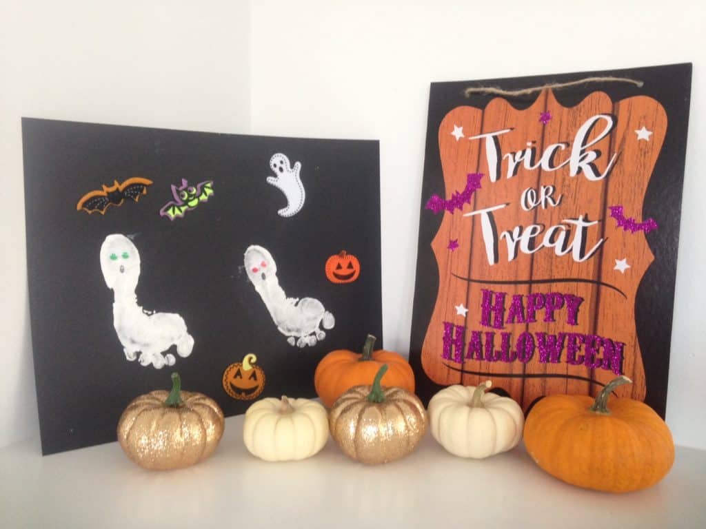 Halloween ghost footprint craft