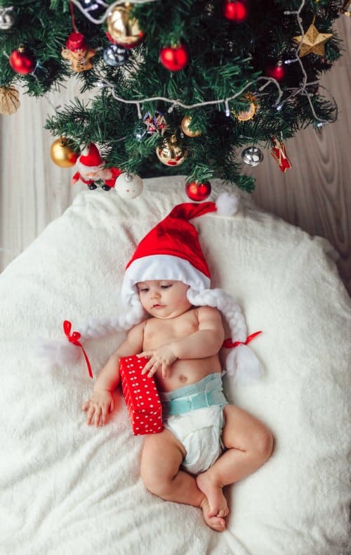 Baby's first Christmas - ideas to make your baby's first holiday special!