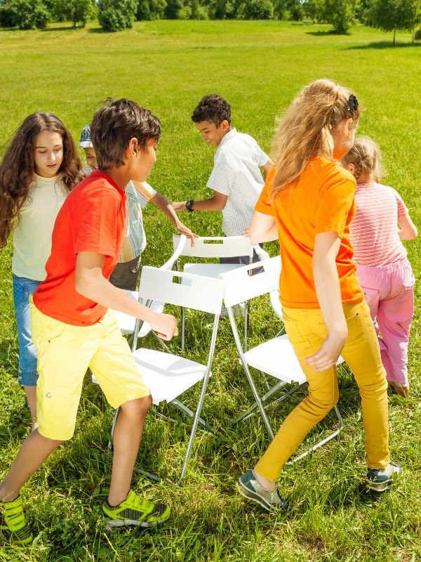 Musical chairs party game for kids