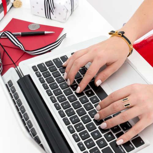 grow your blog traffic for the holidays