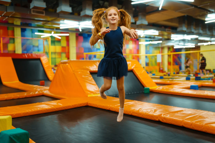 Trampoline park date for daddy and daughter 