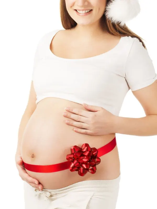 Holiday pregnancy reveal