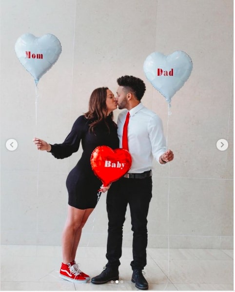 balloon pregnancy announcement for Valentine's day