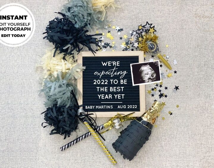 The best year ever New years pregnancy announcement ideas
