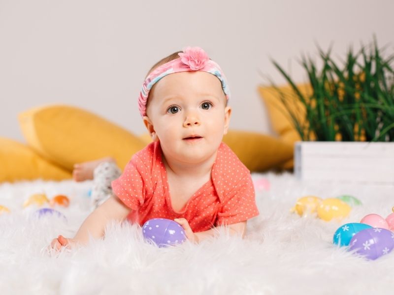 How to take DIY Easter photos of your baby
