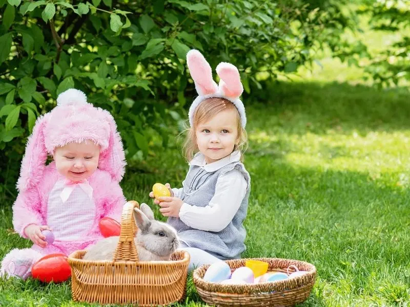 sibling Easter photo ideas