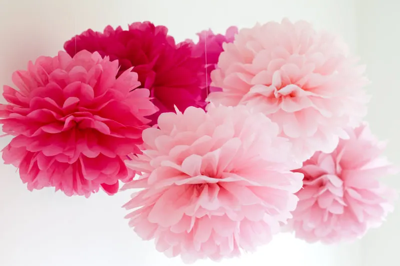 Tissue pompoms for a party