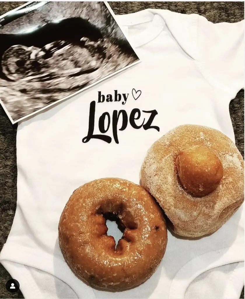 donut pregnancy announcement