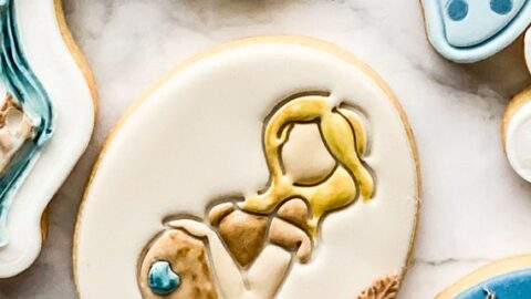 Image for Hand Painted Pregnant Woman With Heart Cookie