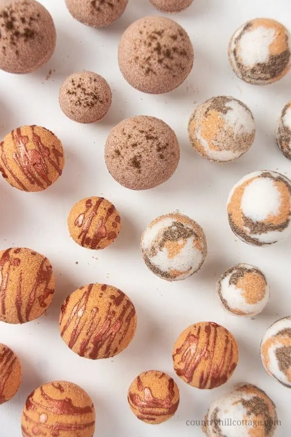 Pumpkin spice bath bombs