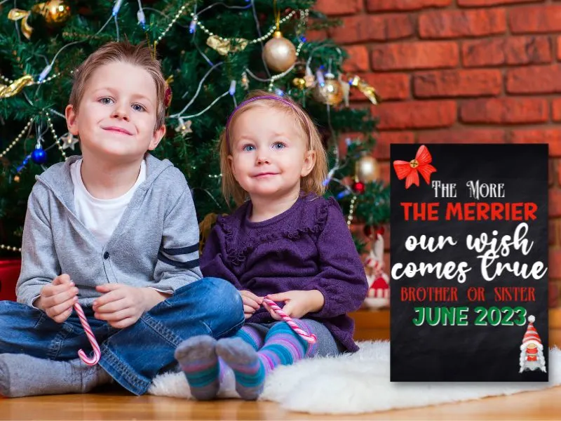 Christmas pregnancy announcements with siblings