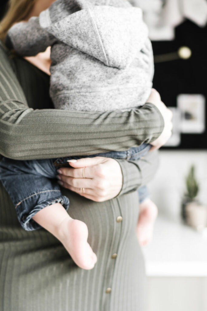 25 Best Christmas Gifts For Moms With Toddlers 2025