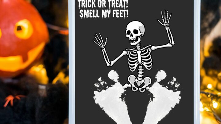 Halloween footprint crafts