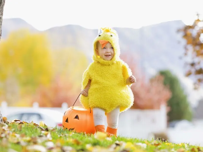 creepy halloween photoshoot ideas