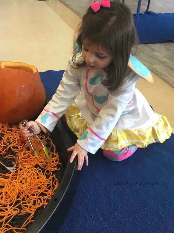 Halloween party activities for toddlers