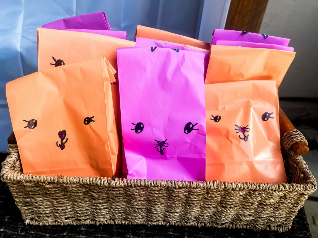 cat party favors